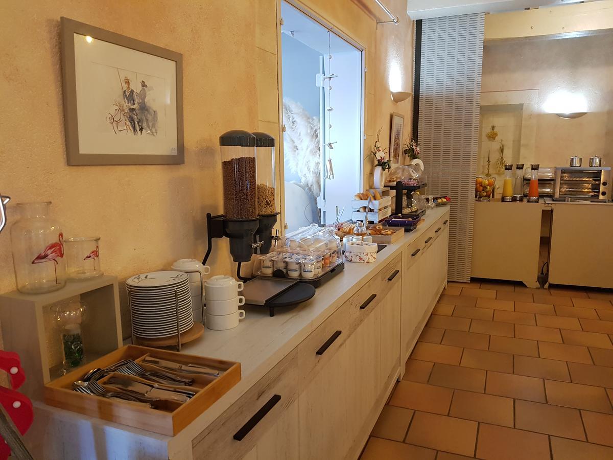 圣马迪拉莫Logis Le Nid Du Pont De Gau公寓式酒店 外观 照片